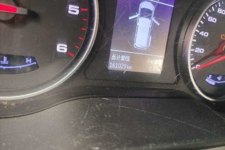 Used JAC Refine M4 2020 2.0 CTI Diesel Manual Jingrui Model China VI Standard Odometer Close Up