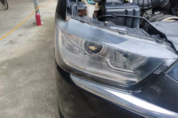 Used JAC Refine M4 2020 2.0 CTI Diesel Manual Jingrui Model China VI Standard Right Front Headlight