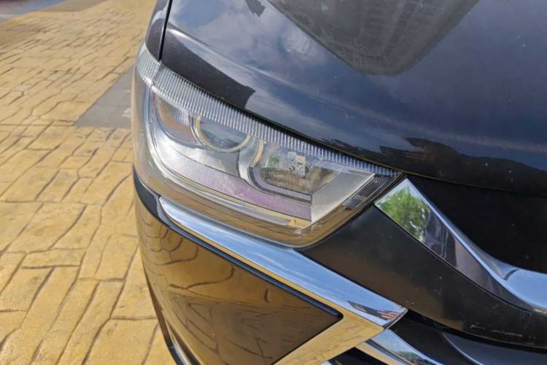 Used JAC Refine M4 2020 2.0 CTI Diesel Manual Jingrui Model China VI Standard Right Front Headlight