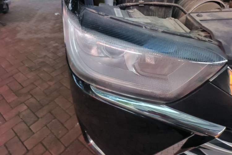Used JAC Refine M4 2020 2.0 CTI Diesel Manual Jingrui Model China VI Standard Right Front Headlight