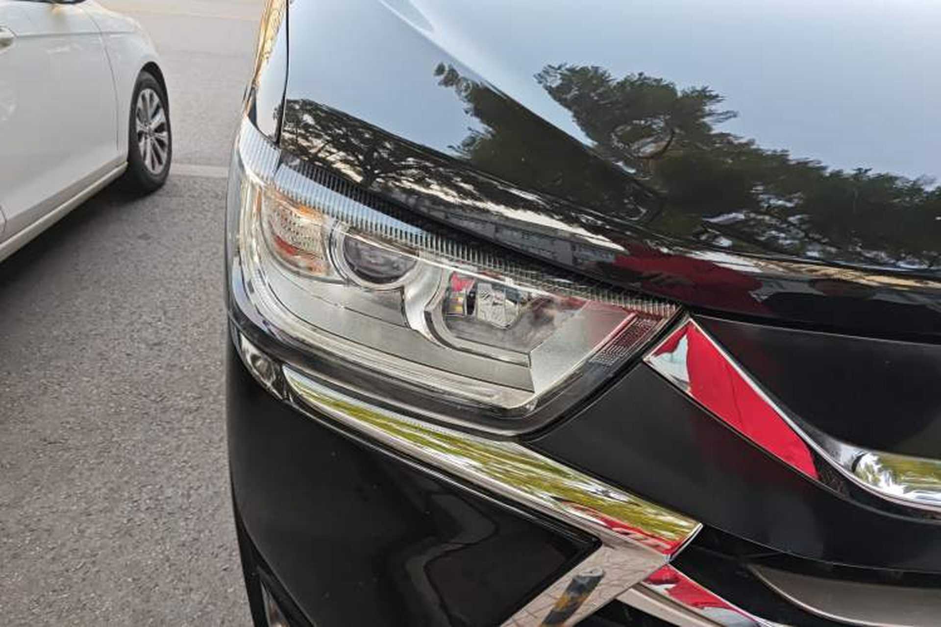 Used JAC Refine M4 2020 2.0 CTI Diesel Manual Jingrui Model China VI Standard Right Front Headlight