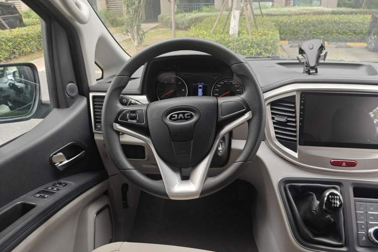 Used JAC Refine M4 2020 2.0 CTI Diesel Manual JingShang Version China VI Standard Steering Wheel