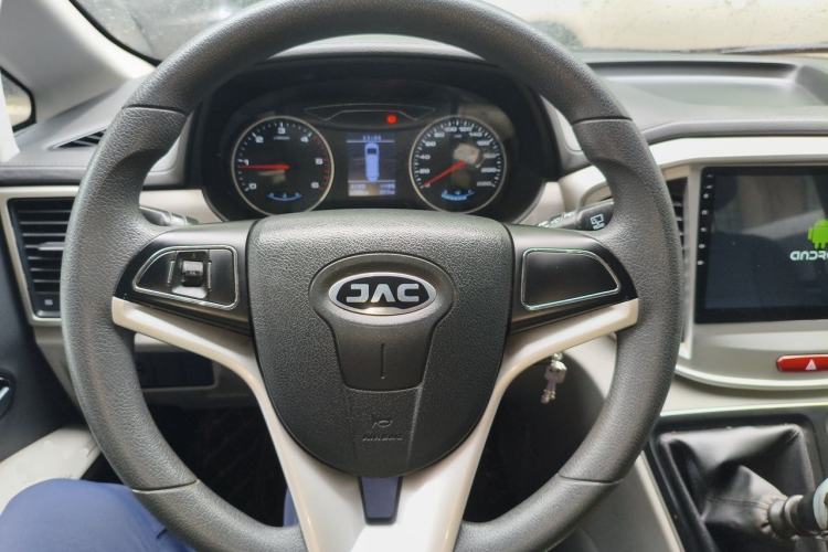 Used JAC Refine M4 2020 2.0 CTI Diesel Manual Jingrui Model China VI Standard Steering Wheel
