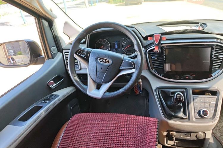 Used JAC Refine M4 2020 2.0 CTI Diesel Manual Jingrui Model China VI Standard Steering Wheel
