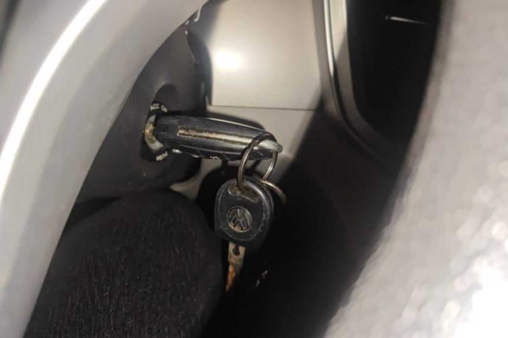 Used JAC Refine M4 2020 2.0 CTI Diesel Manual Jingrui Model China VI Standard Vehicle Key