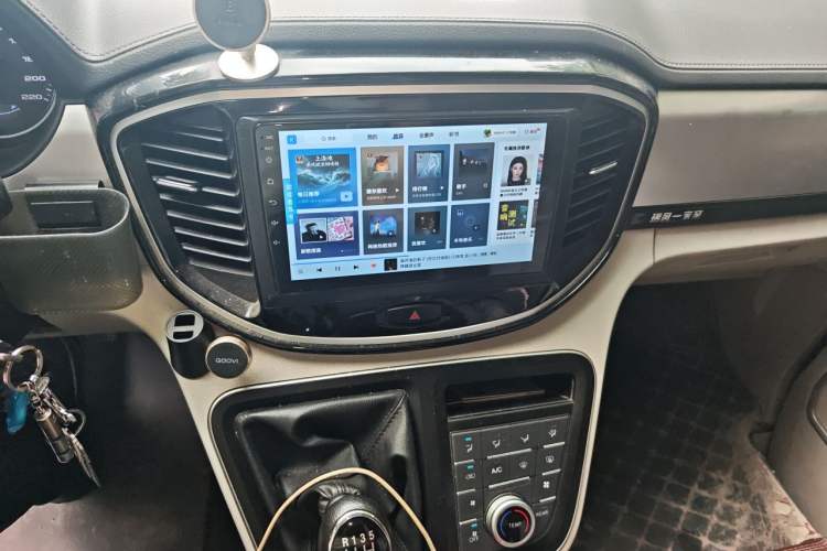 Used JAC Refine M4 2020 2.0 CTI Diesel Manual - Jingxiang Version China VI Standard Audio And AC Panel
