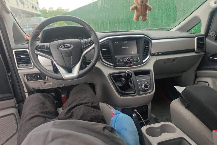 Used JAC Refine M4 2020 2.0 CTI Diesel Manual - Jingxiang Version China VI Standard Center Console