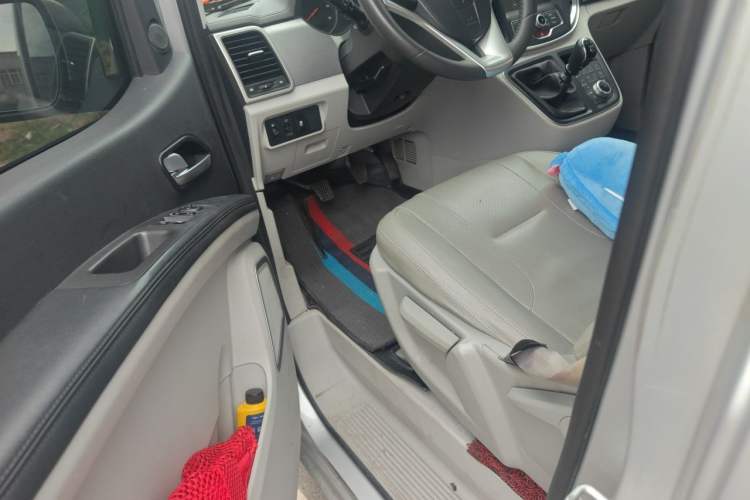 Used JAC Refine M4 2020 2.0 CTI Diesel Manual - Jingxiang Version China VI Standard Driver Seat