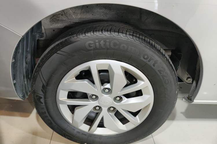 Used JAC Refine M4 2020 2.0 CTI Diesel Manual Jingrui Model China VI Standard Exterior 5