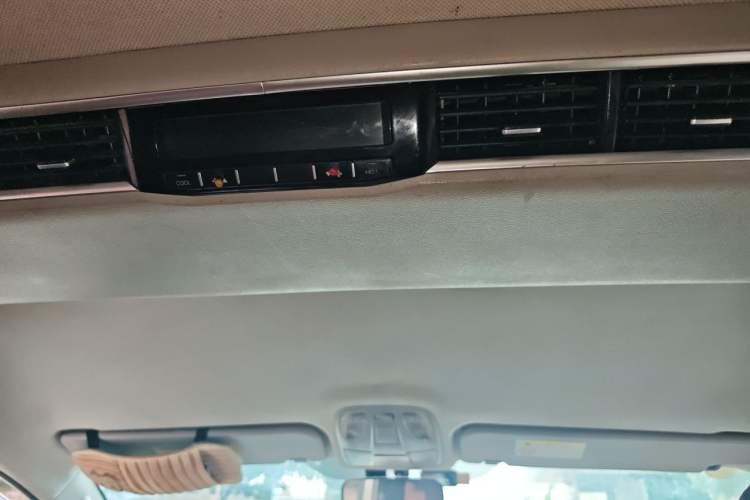 Used JAC Refine M4 2020 2.0 CTI Diesel Manual - Jingxiang Version China VI Standard Headliner