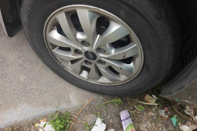 Used JAC Refine M4 2020 2.0 CTI Diesel Manual - Jingxiang Version China VI Standard Right Front Wheel Hub