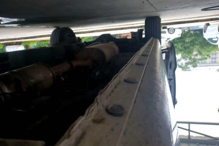 Used JAC Refine M4 2020 2.0 CTI Diesel Manual JingShang Version China VI Standard Right Side Sill