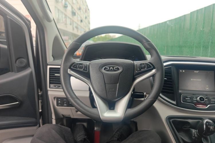 Used JAC Refine M4 2020 2.0 CTI Diesel Manual - Jingxiang Version China VI Standard Steering Wheel