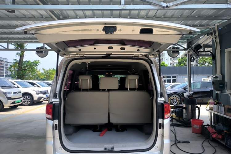 Used JAC Refine M4 2020 2.0 CTI Diesel Manual JingShang Version China VI Standard Trunk