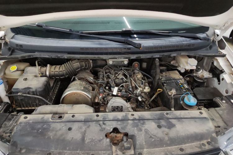 Used JAC Refine M4 2020 2.0 CTI Diesel Manual Jingrui Model China VI Standard Engine Bay