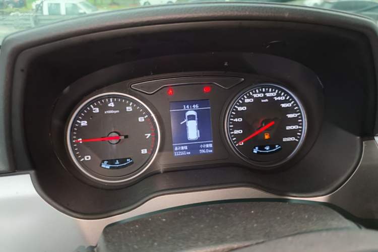 Used JAC Refine M4 2020 2.0 CTI Diesel Manual Jingrui Model China VI Standard Instrument Cluster