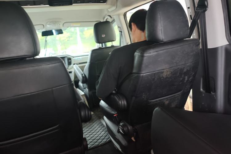 Used JAC Refine M4 2020 2.0 CTI Diesel Manual Jingrui Model China VI Standard Left Rear Seat