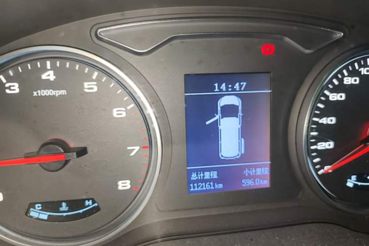Used JAC Refine M4 2020 2.0 CTI Diesel Manual Jingrui Model China VI Standard Odometer Close Up