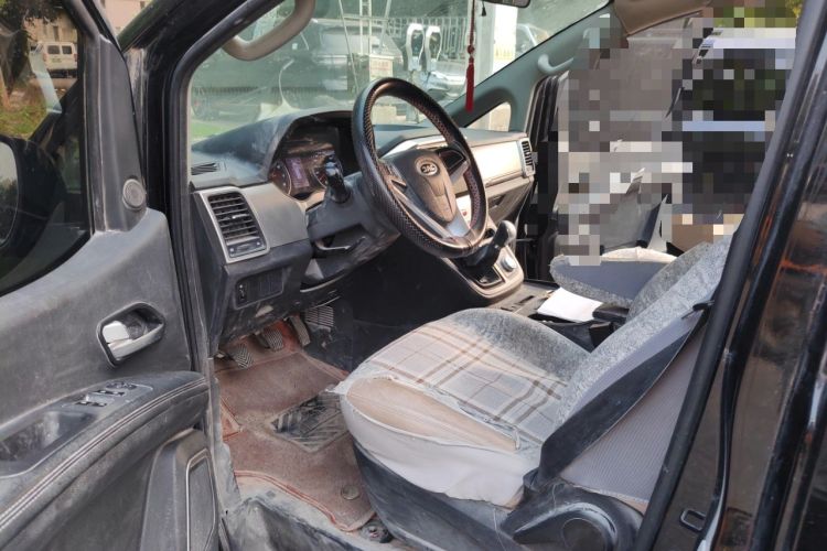 Used JAC Refine M4 2021 2.0L Manual Comfort Edition Driver Seat