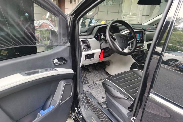 Used JAC Refine M4 2021 2.0L Manual Commercial Edition Driver Seat