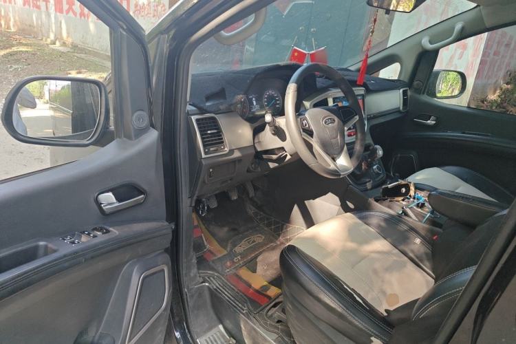 Used JAC Refine M4 2021 2.0L Manual Comfort Edition Driver Seat