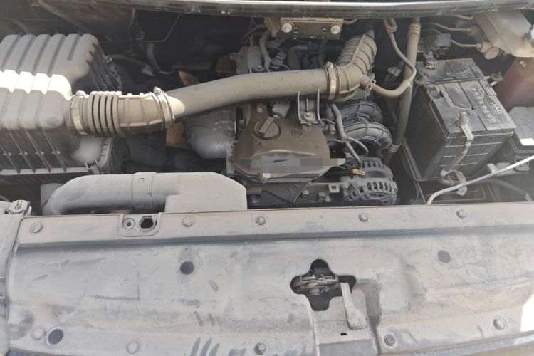 Used JAC Refine M4 2021 2.0L Manual Commercial Edition Engine Bay