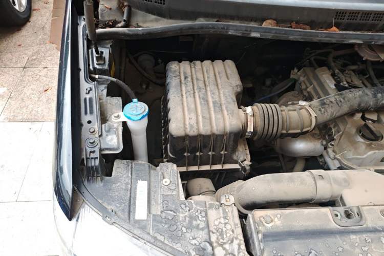 Used JAC Refine M4 2021 2.0L Manual Comfort Edition Engine Bay Right