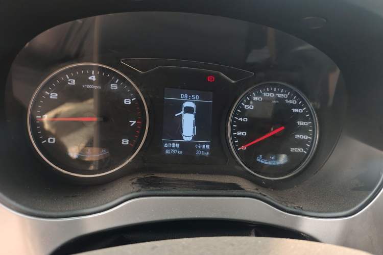 Used JAC Refine M4 2021 2.0L Manual Comfort Edition Instrument Cluster