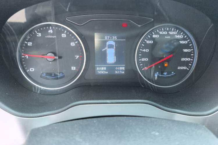 Used JAC Refine M4 2021 2.0L Manual Commercial Edition Odometer Close Up