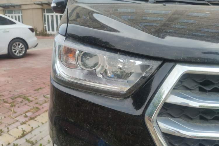 Used JAC Refine M4 2021 2.0L Manual Commercial Edition Right Front Headlight