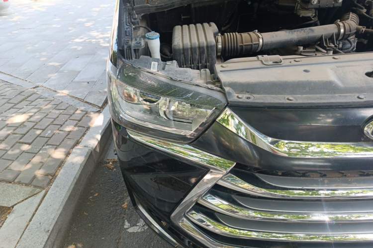 Used JAC Refine M4 2021 2.0L Manual Commercial Edition Right Front Headlight