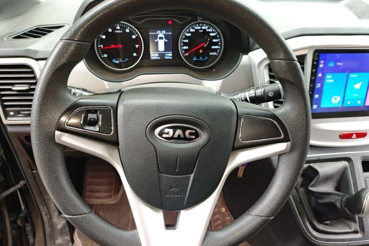 Used JAC Refine M4 2021 2.0L Manual Comfort Edition Steering Wheel