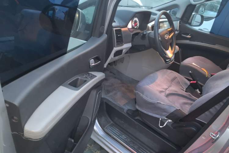 Used JAC Refine M4 2021 2.0L Manual Commercial Edition Driver Seat