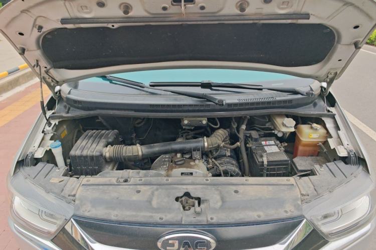 Used JAC Refine M4 2021 2.0L Manual Business Edition Engine Bay