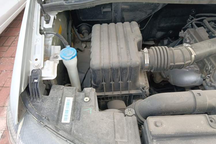 Used JAC Refine M4 2021 2.0L Manual Commercial Edition Engine Bay Right