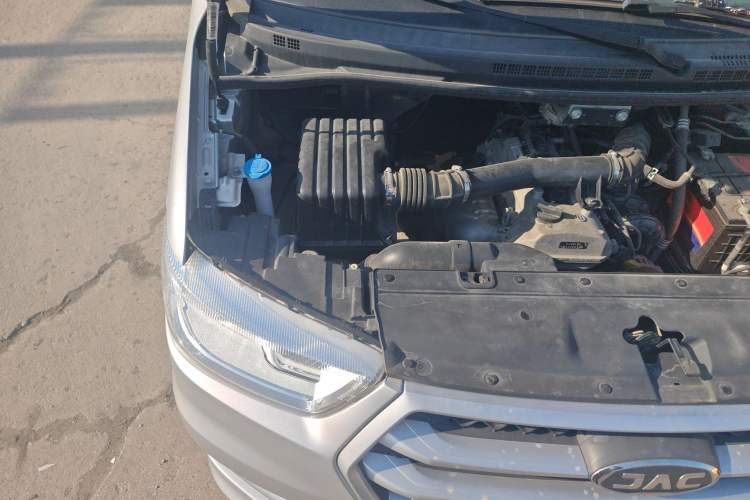Used JAC Refine M4 2021 2.0L Manual Comfort Edition Engine Bay Right