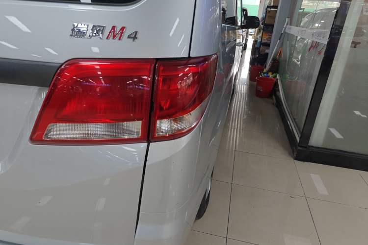 Used JAC Refine M4 2021 2.0L Manual Comfort Edition Exterior 3