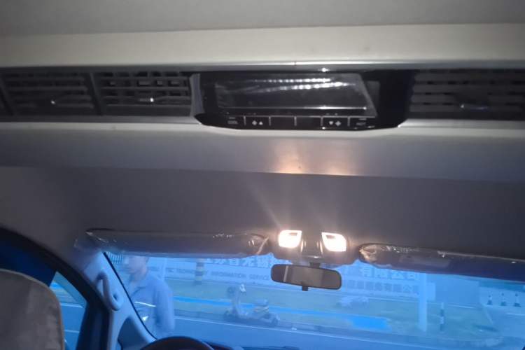 Used JAC Refine M4 2021 2.0L Manual Commercial Edition Headliner