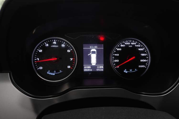 Used JAC Refine M4 2021 2.0L Manual Comfort Edition Instrument Cluster