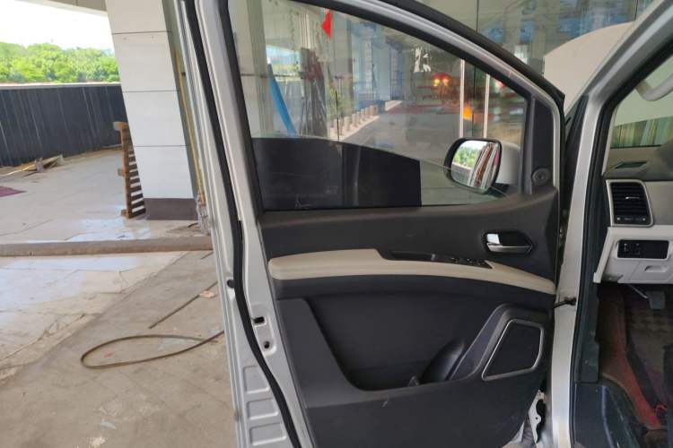 Used JAC Refine M4 2021 2.0L Manual Commercial Edition Left Front Door Interior