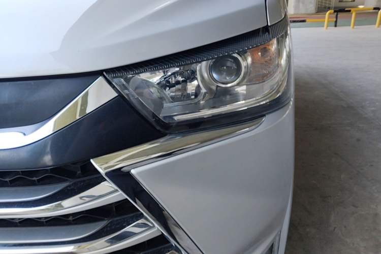 Used JAC Refine M4 2021 2.0L Manual Commercial Edition Left Front Headlight