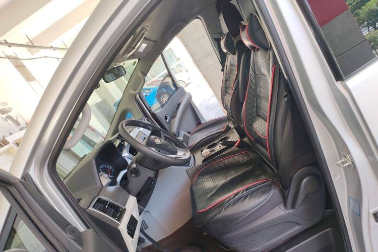 Used JAC Refine M4 2021 2.0L Manual Commercial Edition Left Front Seat