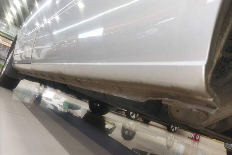 Used JAC Refine M4 2021 2.0L Manual Commercial Edition Left Side Sill