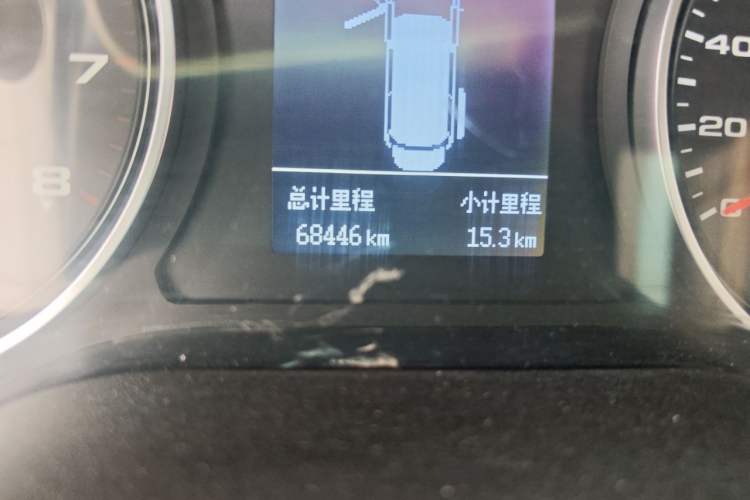 Used JAC Refine M4 2021 2.0L Manual Business Edition Odometer Close Up