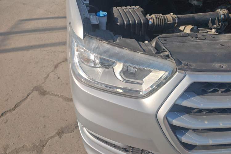 Used JAC Refine M4 2021 2.0L Manual Comfort Edition Right Front Headlight