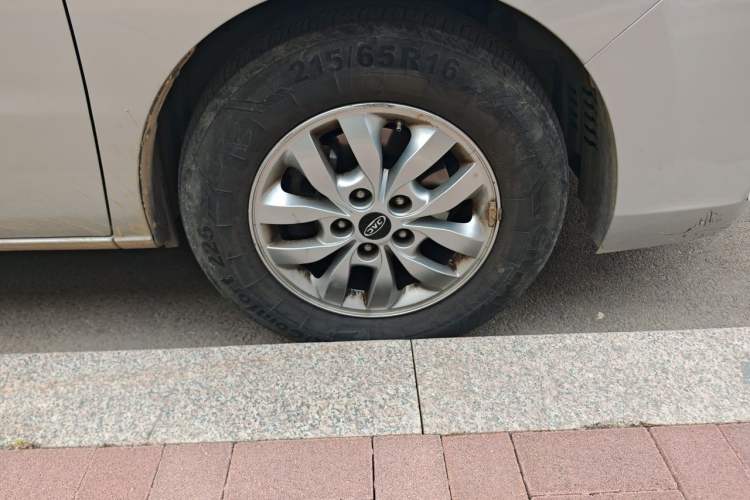 Used JAC Refine M4 2021 2.0L Manual Business Edition Right Front Wheel Hub