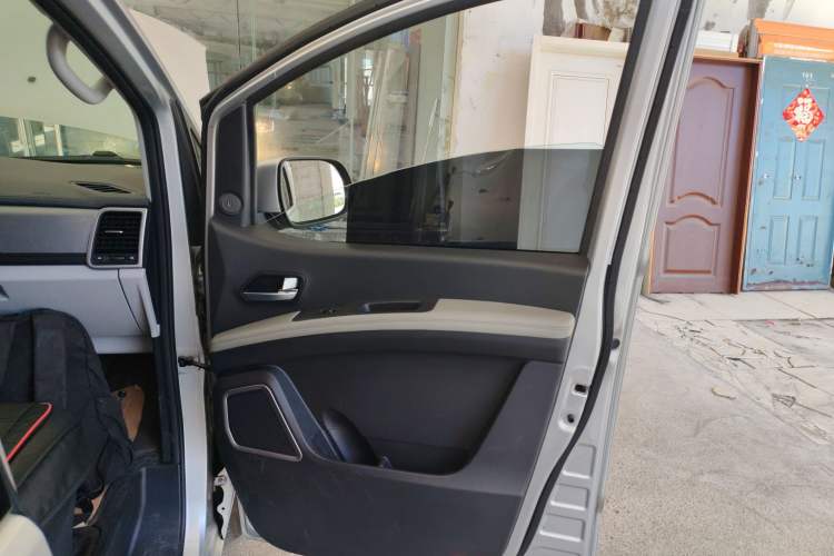 Used JAC Refine M4 2021 2.0L Manual Commercial Edition Right Rear Door Interior