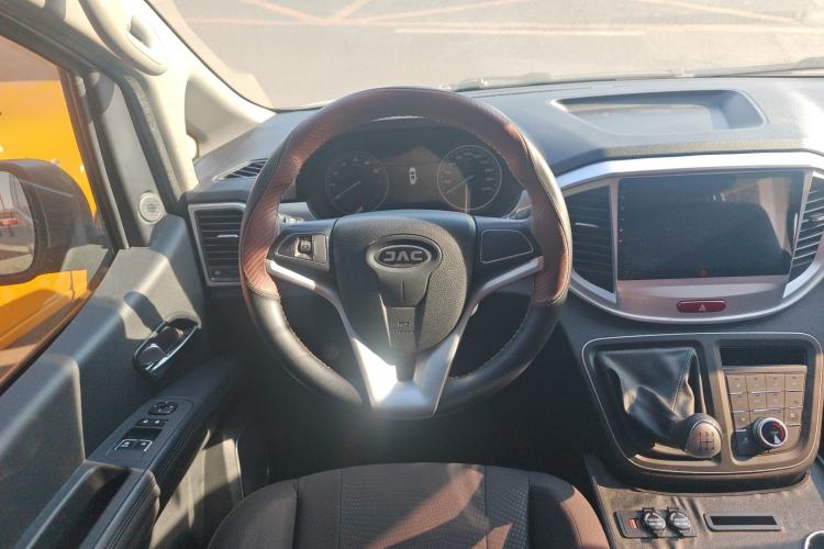 Used JAC Refine M4 2021 2.0L Manual Comfort Edition Steering Wheel