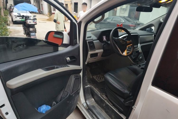 Used JAC Refine M4 2021 2.0L Manual Comfort Edition Driver Seat