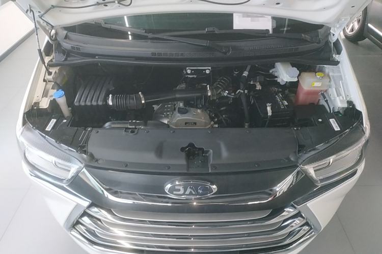 Used JAC Refine M4 2021 2.0L Manual Commercial Edition Engine Bay